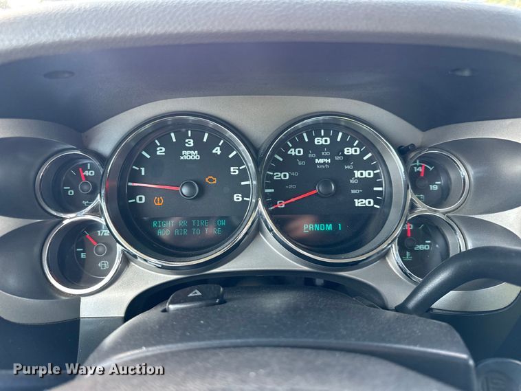 image for item EF2233 2011 Chevrolet Silverado 2500HD Ext. Cab utility bed pickup truck