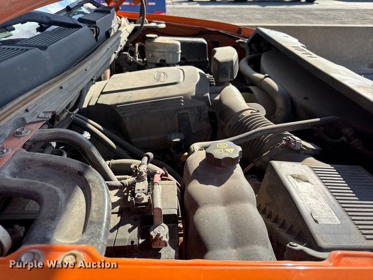 image for item EF2233 2011 Chevrolet Silverado 2500HD Ext. Cab utility bed pickup truck