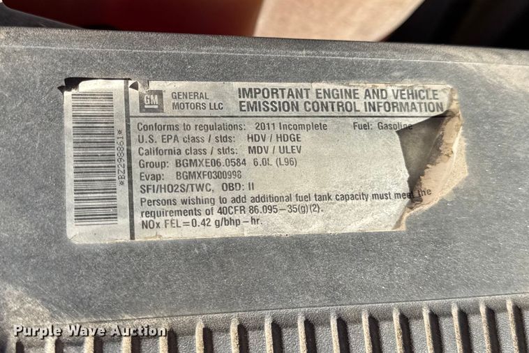 image for item EF2233 2011 Chevrolet Silverado 2500HD Ext. Cab utility bed pickup truck