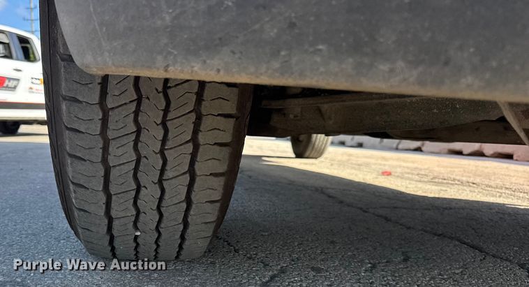 image for item EF2233 2011 Chevrolet Silverado 2500HD Ext. Cab utility bed pickup truck