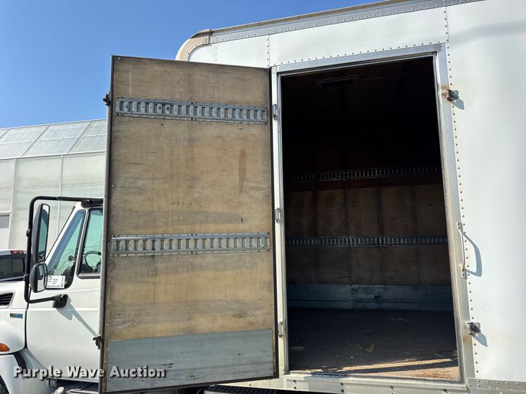 image for item EF2244 2013 International 4300 box truck