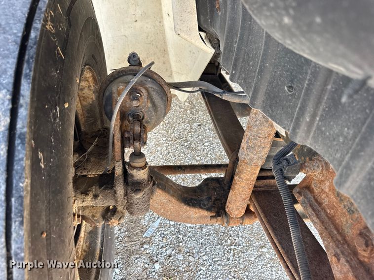 image for item EF2244 2013 International 4300 box truck