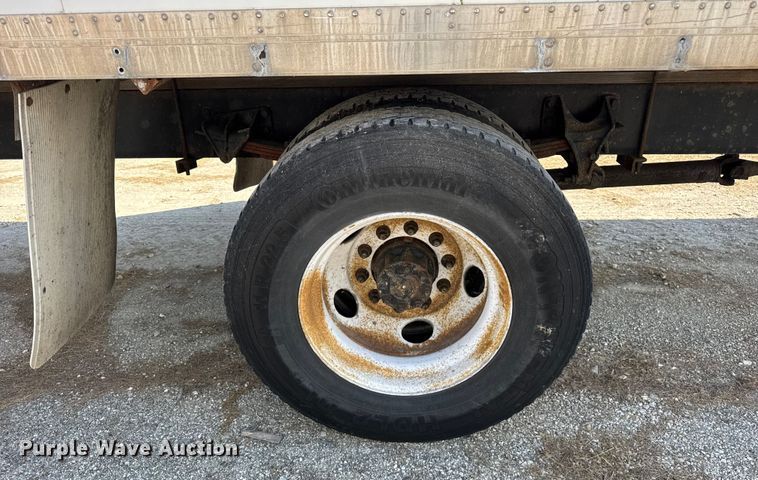 image for item EF2244 2013 International 4300 box truck