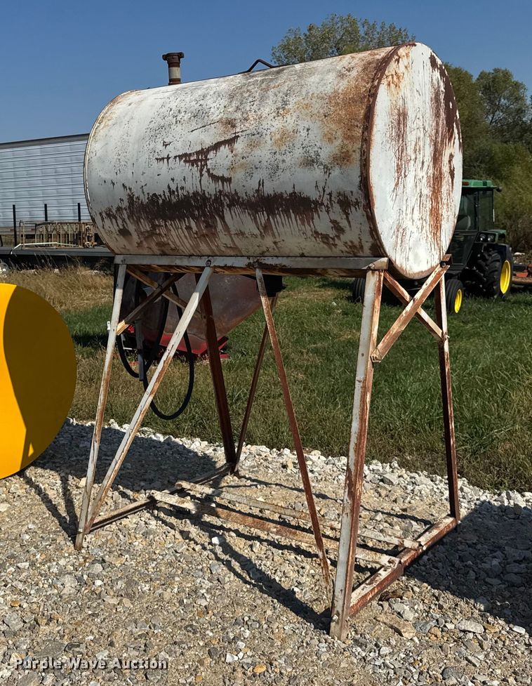 image for item EF2249 Fuel tank