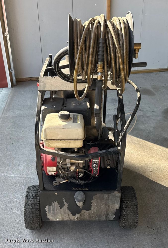 image for item EF2267 Easy kleen Magnum gold 4000 hot pressure washer