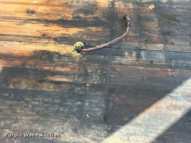 image for item EG1036 2015 Peterbilt  337 delivery truck