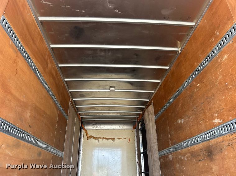 image for item EG1036 2015 Peterbilt  337 delivery truck