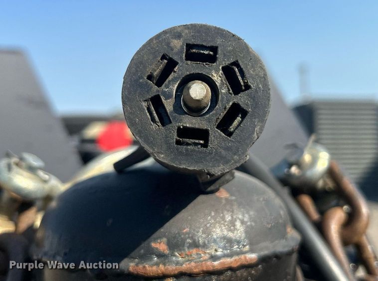 image for item EG1140 2006 Hayvan Tandem equipment trailer