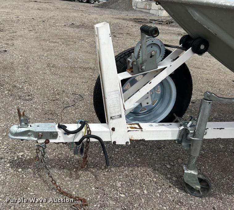 image for item EG1489 1996 Roughneck boat