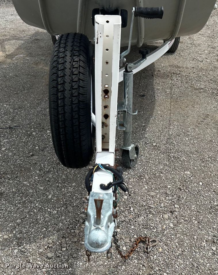 image for item EG1489 1996 Roughneck boat