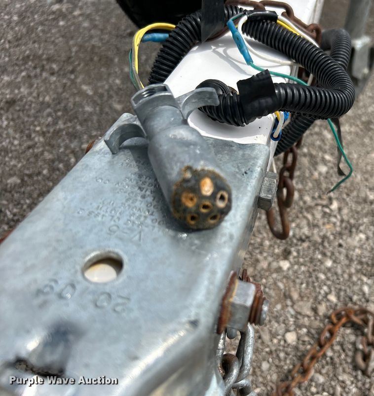 image for item EG1489 1996 Roughneck boat