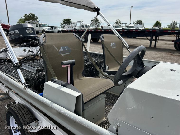 image for item EG1489 1996 Roughneck boat