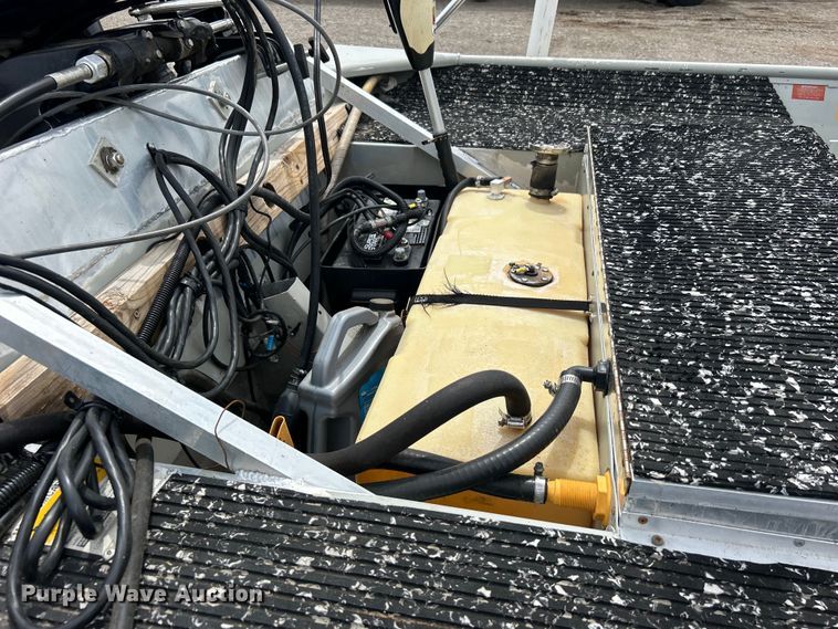 image for item EG1489 1996 Roughneck boat