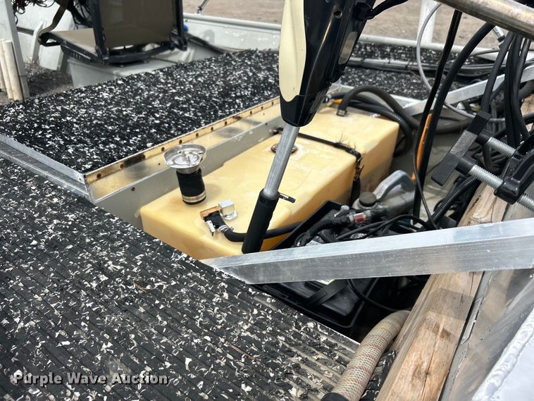 image for item EG1489 1996 Roughneck boat