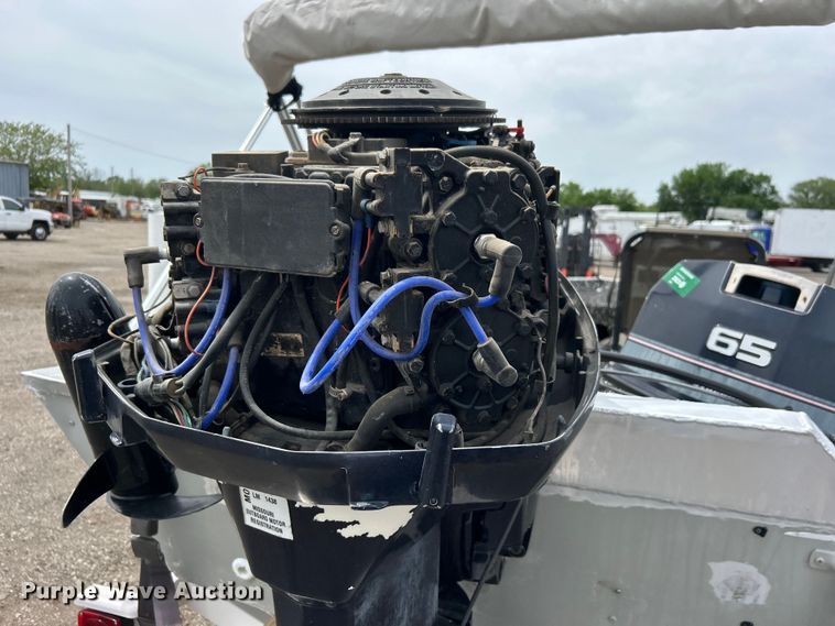 image for item EG1489 1996 Roughneck boat