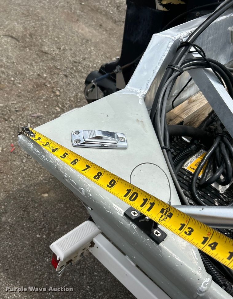 image for item EG1489 1996 Roughneck boat