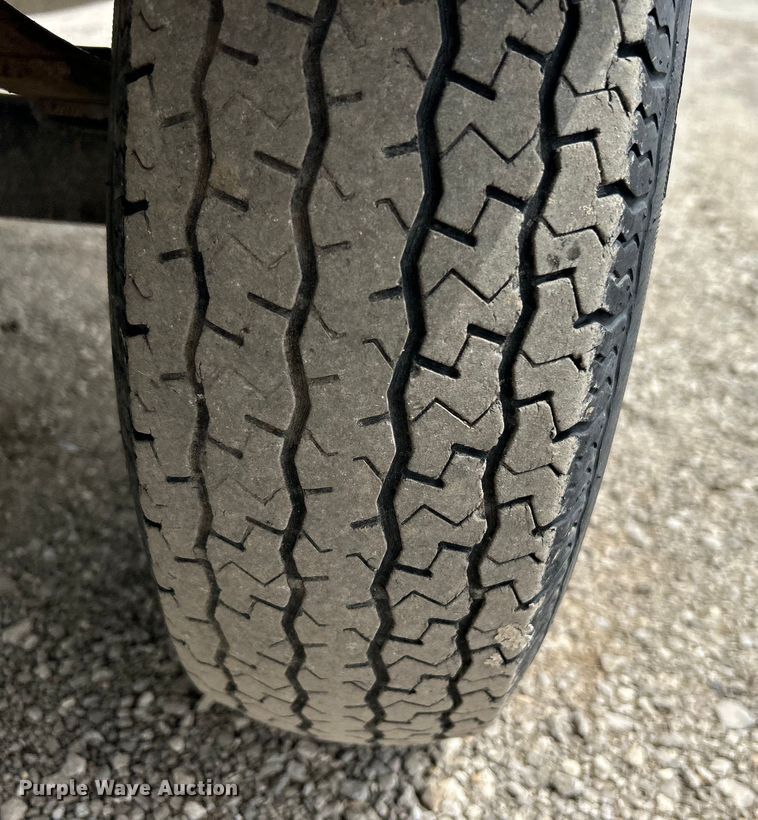 image for item EG1489 1996 Roughneck boat