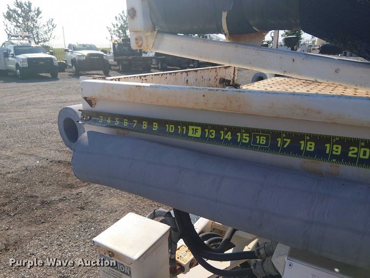 image for item EG1566 1997 Ford F Super Duty scissor lift truck