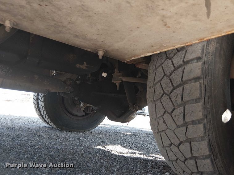 image for item EG1566 1997 Ford F Super Duty scissor lift truck