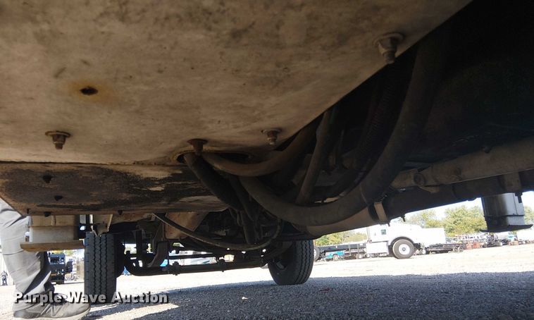 image for item EG1566 1997 Ford F Super Duty scissor lift truck