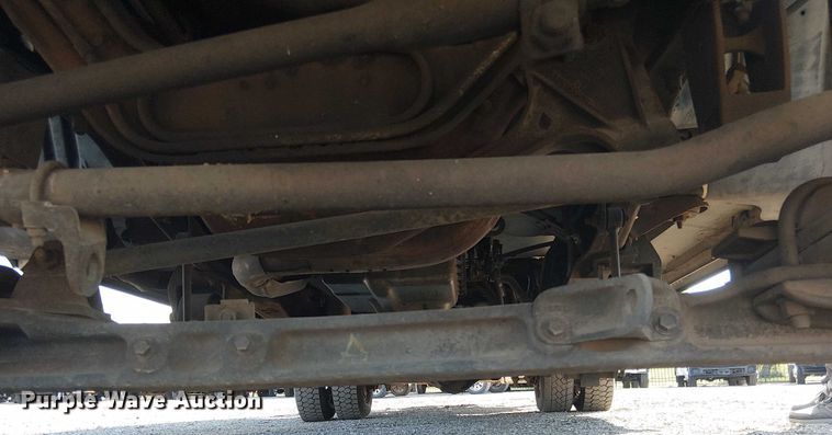 image for item EG1566 1997 Ford F Super Duty scissor lift truck