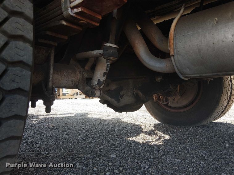 image for item EG1566 1997 Ford F Super Duty scissor lift truck