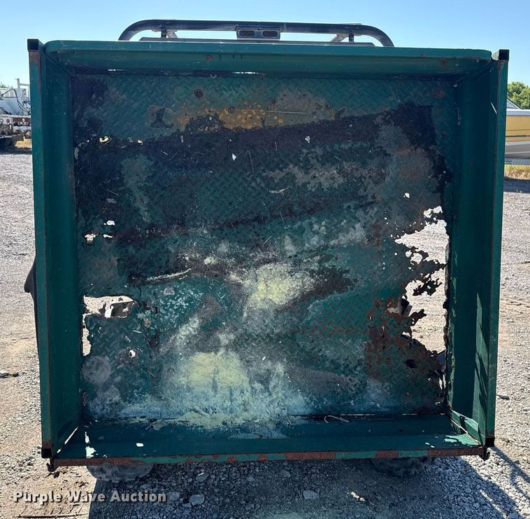 image for item EG5866 2009 Kawasaki Mule 4000 utility vehicle