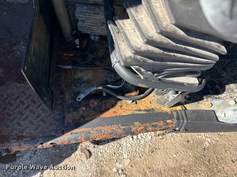 image for item EG5866 2009 Kawasaki Mule 4000 utility vehicle