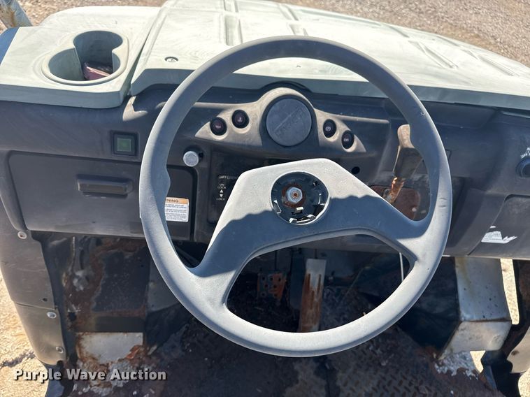 image for item EG5866 2009 Kawasaki Mule 4000 utility vehicle