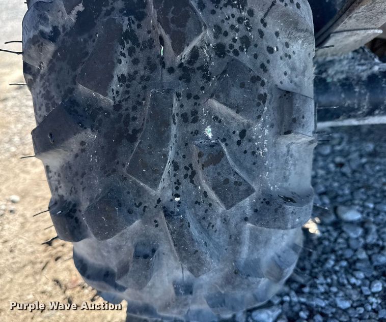 image for item EG5866 2009 Kawasaki Mule 4000 utility vehicle