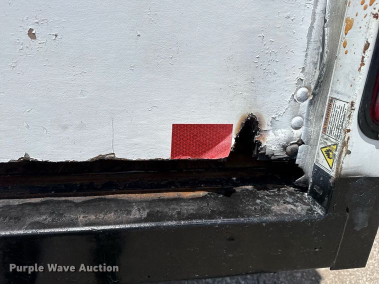 image for item EG5949 2012 Ford E450 box truck