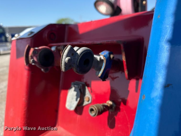 image for item EG6054 2008 Peterbilt 335 tow truck