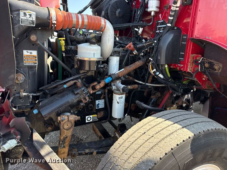 image for item EG6054 2008 Peterbilt 335 tow truck