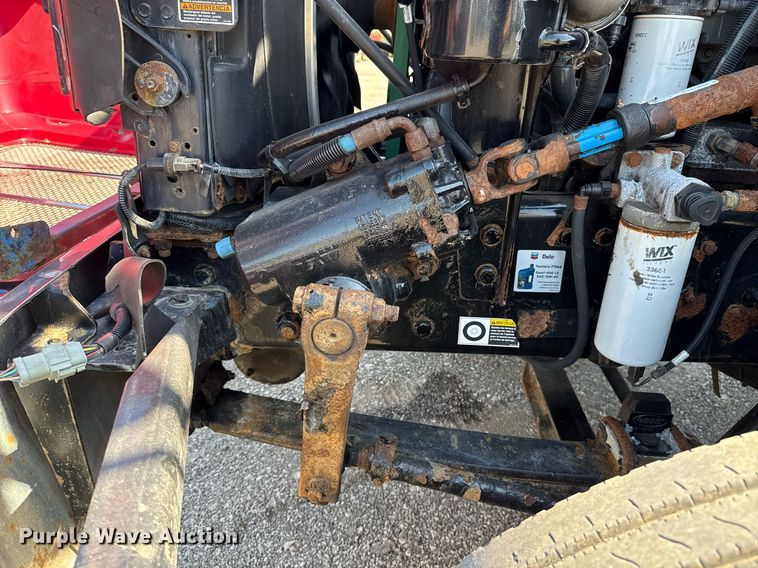 image for item EG6054 2008 Peterbilt 335 tow truck