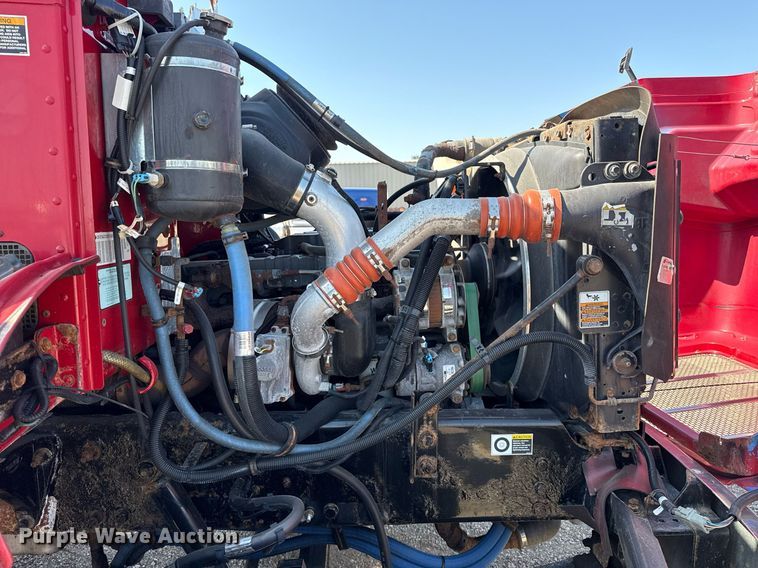 image for item EG6054 2008 Peterbilt 335 tow truck