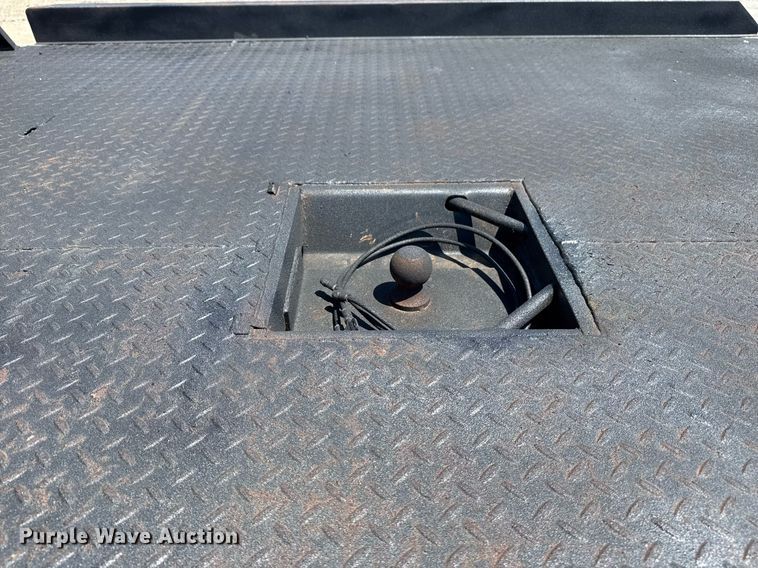 image for item EG6056 2008 Ford F350 Super Duty SuperCab flatbed pickup truck