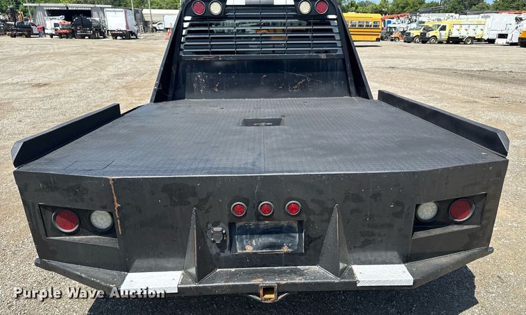 image for item EG6056 2008 Ford F350 Super Duty SuperCab flatbed pickup truck