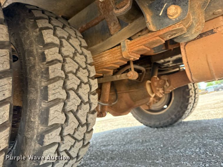 image for item EG6056 2008 Ford F350 Super Duty SuperCab flatbed pickup truck