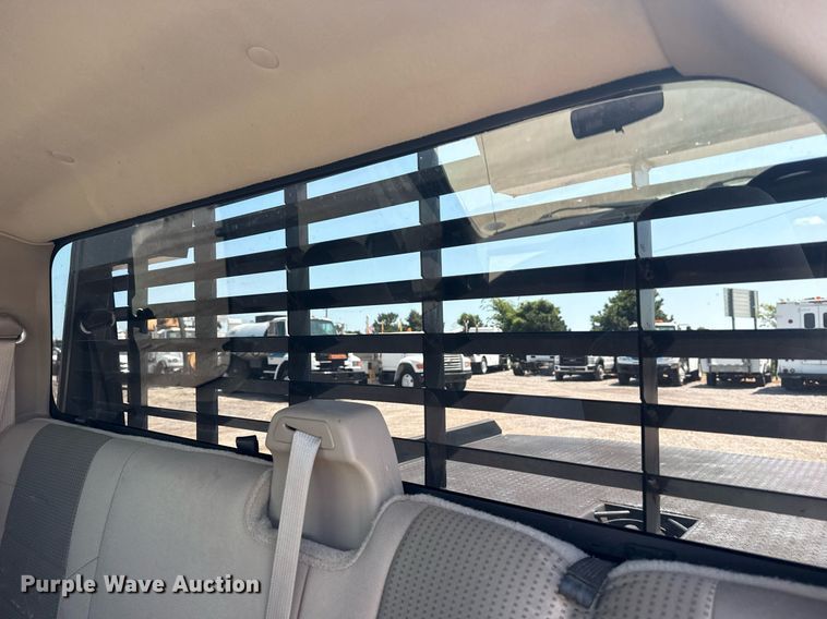 image for item EG6056 2008 Ford F350 Super Duty SuperCab flatbed pickup truck