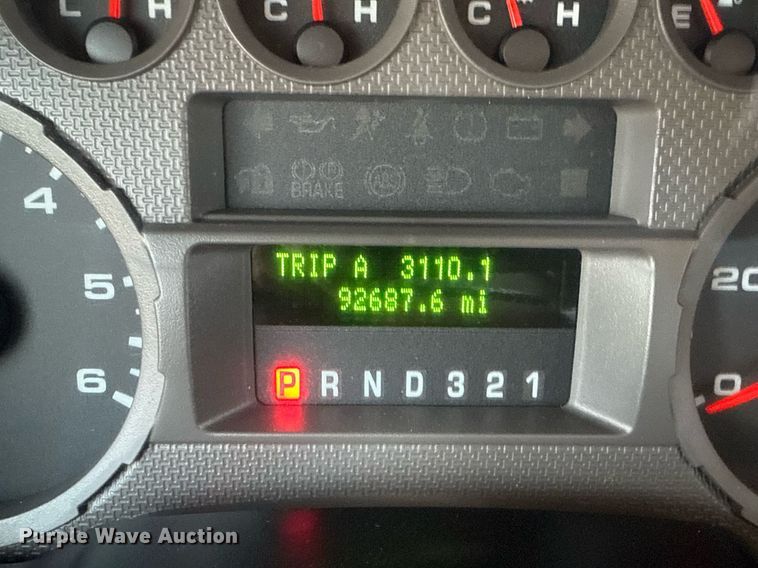 image for item EG6056 2008 Ford F350 Super Duty SuperCab flatbed pickup truck