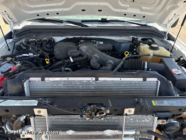 image for item EG6056 2008 Ford F350 Super Duty SuperCab flatbed pickup truck