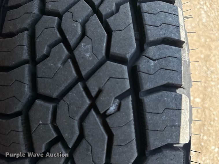 image for item EG6056 2008 Ford F350 Super Duty SuperCab flatbed pickup truck