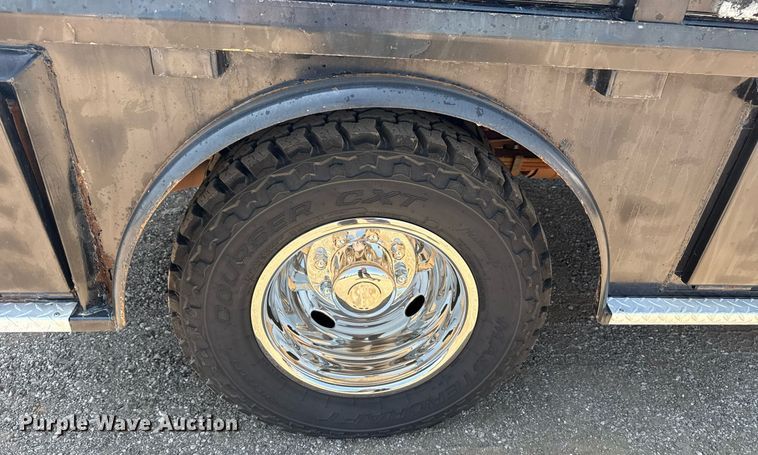 image for item EG6056 2008 Ford F350 Super Duty SuperCab flatbed pickup truck