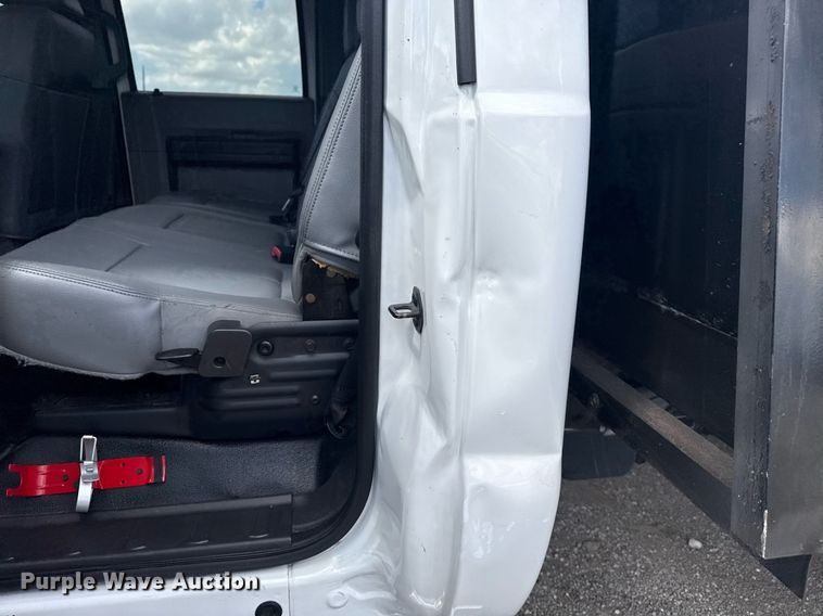 image for item EG6062 2012 Ford F550 Super Duty flatbed pickup truck