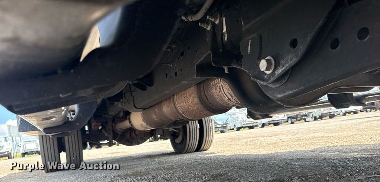 image for item EG6062 2012 Ford F550 Super Duty flatbed pickup truck