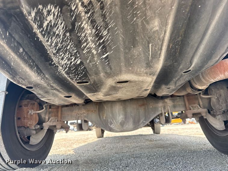 image for item EG6062 2012 Ford F550 Super Duty flatbed pickup truck