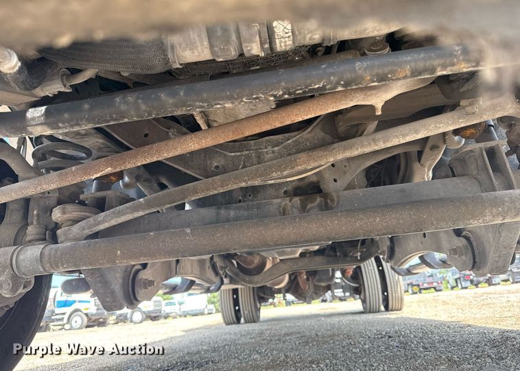 image for item EG6062 2012 Ford F550 Super Duty flatbed pickup truck