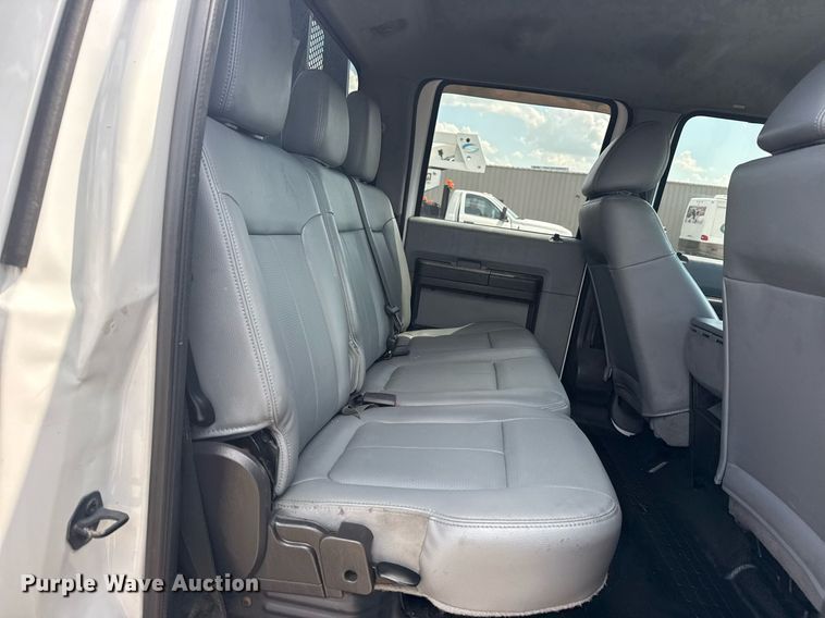 image for item EG6062 2012 Ford F550 Super Duty flatbed pickup truck