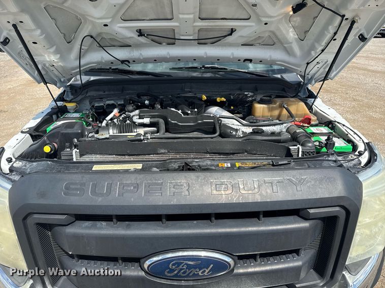 image for item EG6062 2012 Ford F550 Super Duty flatbed pickup truck