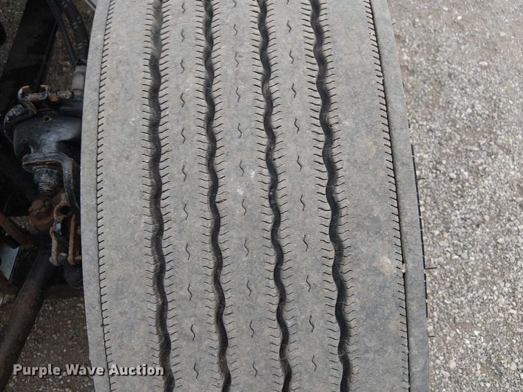 image for item EG8250 2002 Freightliner FL70 box truck